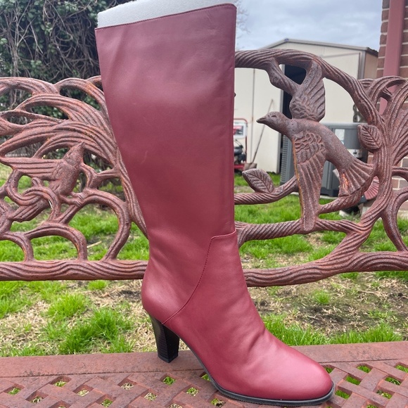 NWT 2007 Bloomingdale’s Inverness Red Leather Knee High Side Zip Tall Boots - Picture 3 of 9